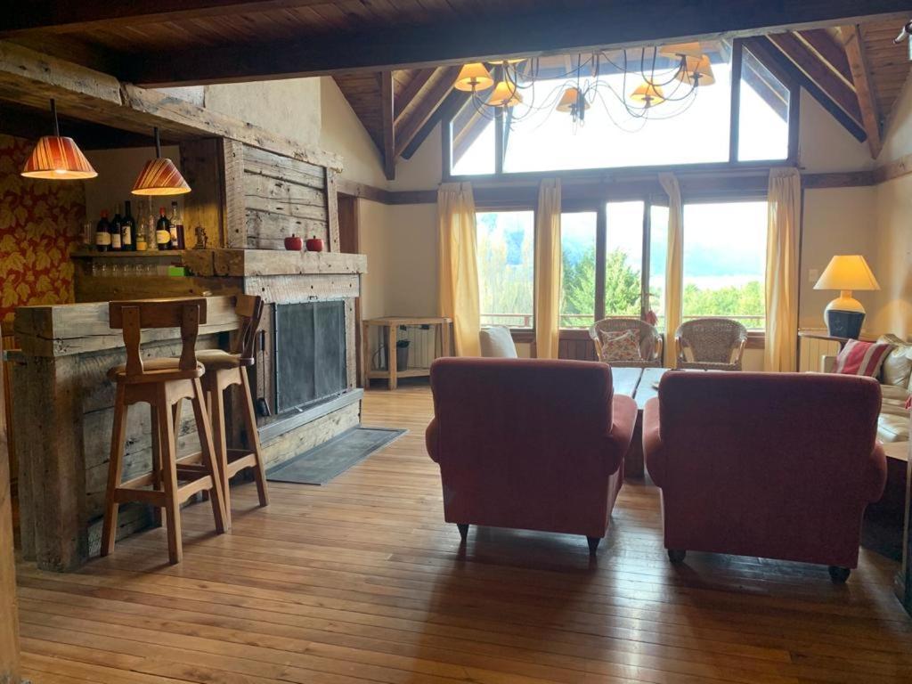Arelauquen Bungalows & Suites San Carlos de Bariloche Ngoại thất bức ảnh
