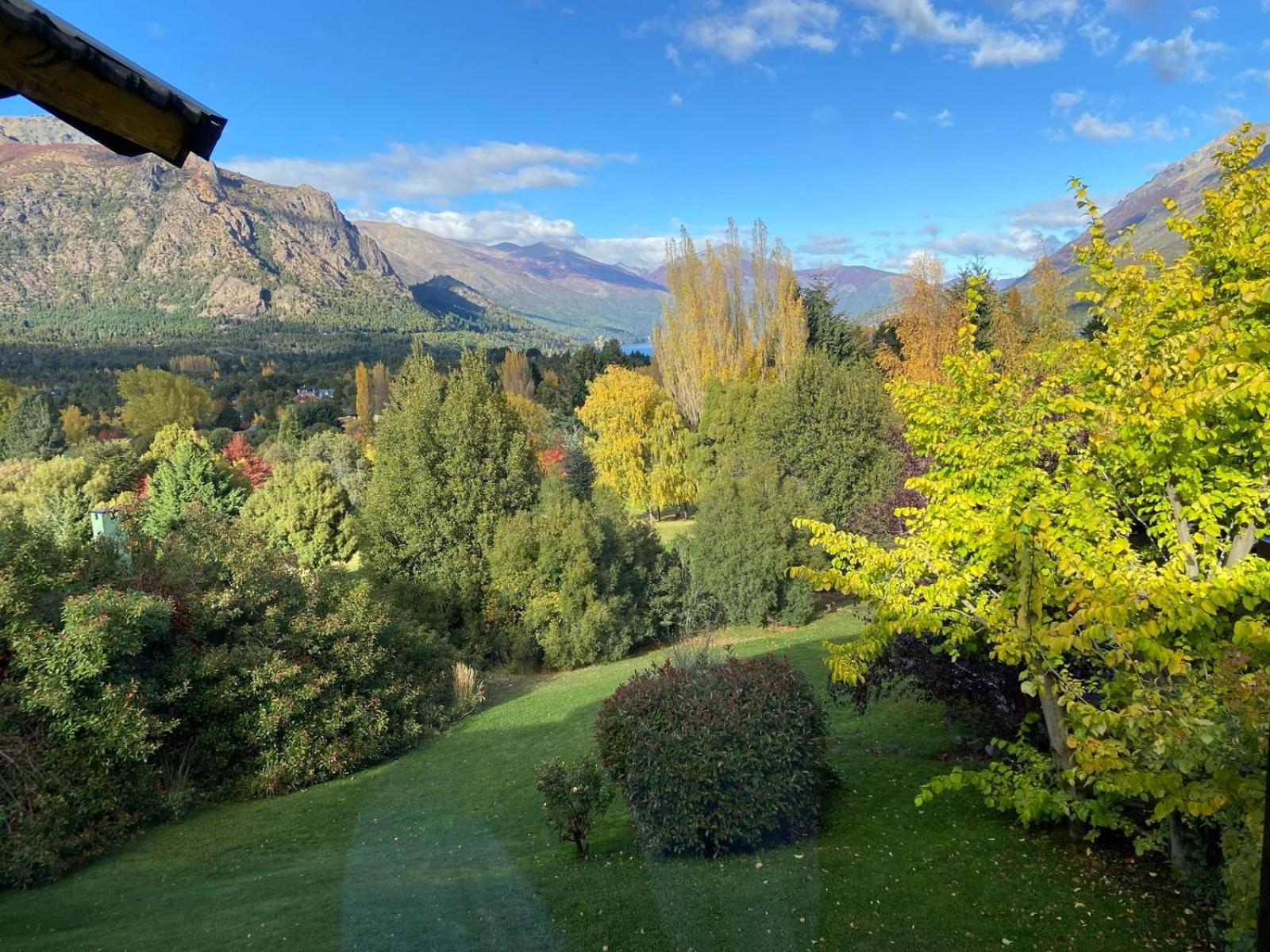 Arelauquen Bungalows & Suites San Carlos de Bariloche Ngoại thất bức ảnh